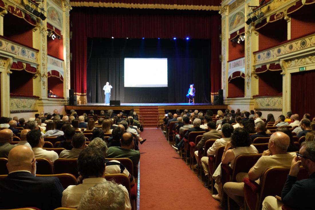 Platea del Teatro Pirandello durante il convegno